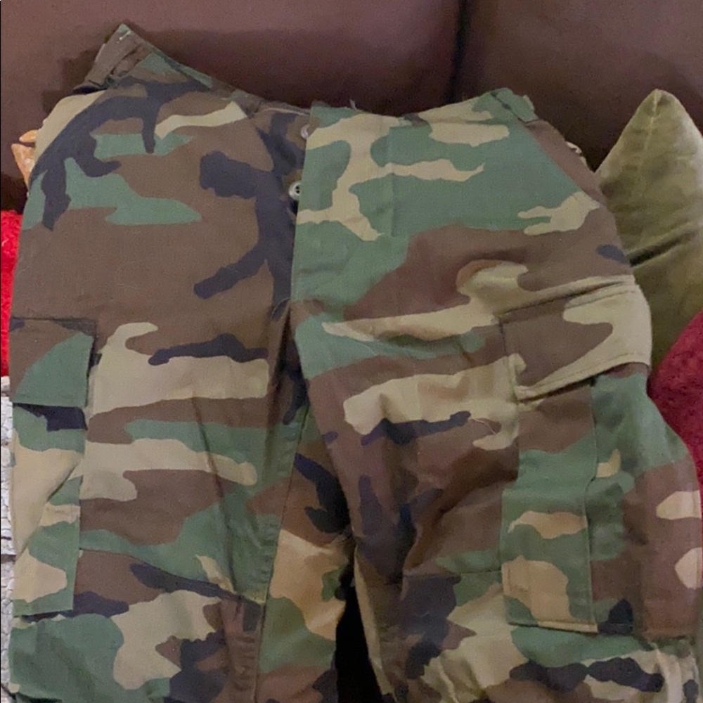 Women’s cameo cargo pants